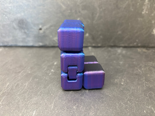 Infinity Fidget Terning Blå/Lilla/Sort